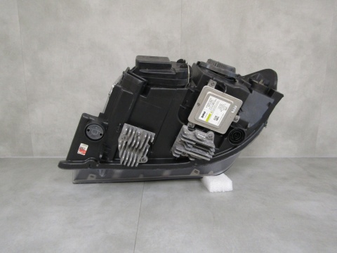 Lampa przód BMW X1 E84 LIFT LCI KSENON NIESKRĘTNY 12-15 RH PRAWA KOMPLETNA 6311 7290240