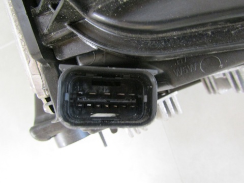 Lampa przód BMW X1 E84 LIFT LCI KSENON NIESKRĘTNY 12-15 RH PRAWA KOMPLETNA 6311 7290240