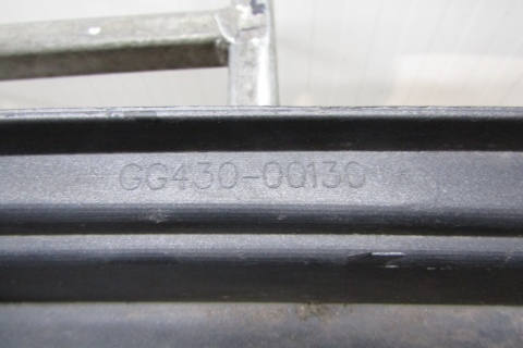 Listwa progowa lewa Infiniti Q30 QX30 76851 5DA1A