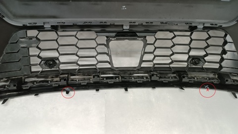 Zderzak przód przedni Jeep Avenger 23-