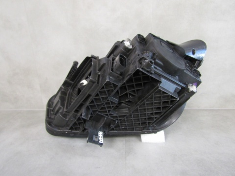 LAMPA PRZÓD MERCEDES B-KLASA W247 PERFORMANCE FULL LED RH PRAWA 18-22