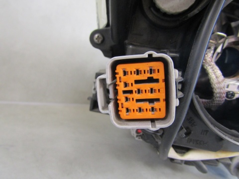 LAMPA PRZÓD SUBARU LEGACY V OUTBACK IV KSENON 09-12 LH LEWA