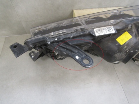 Lampa przód Toyota Corolla E16 E17 E18 zwykła z Led 13-16 RH PRAWA 81110-02E70-00