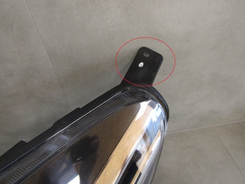 LAMPA PRZÓD FORD FIESTA MK8 VIII 17-21 ZWYKŁA SOCZEWKA Z LED LH LEWA