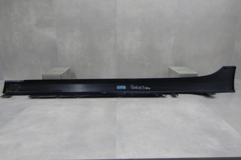 Listwa progowa prawa BMW 1 F40 2 F44 19- próg
