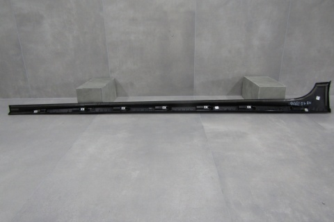 Listwa progowa prawa Audi A3 SPORTBACK 8Y4 lift 24- ALLSTREET 5d