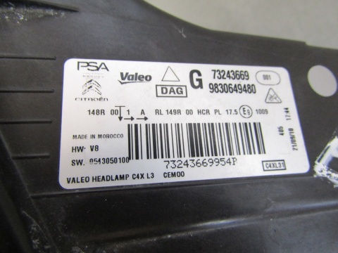 Lampa przód Citroen C4 III LED Vision LH 20- 9830649480