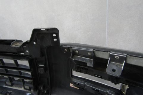Zderzak przód przedni Mitsubishi Pajero IV 4 Lift 15-20