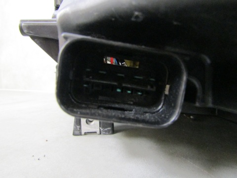 Lampa przód BMW 7 F01 F02 KSENON SKRĘTNY 08-12 RH 6311 7228428