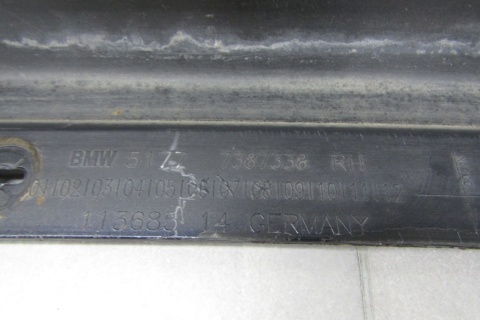 Listwa progowa prawa BMW 5 G30 G31 kombi sedan 17-