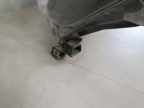 LAMPA PRZÓD TOYOTA HILUX 8 VIII LIFT ZWYKŁA 20- LH LEWA
