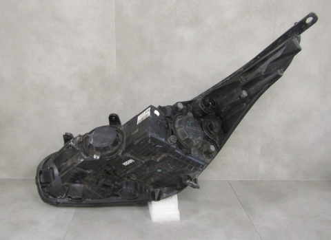 LAMPA PRZÓD KIA CEED 2 II ZWYKŁA SOCZEWKA 12-18 RH PRAWA 92102 A2010