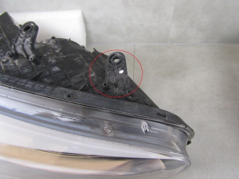 LAMPA PRZÓD KIA CEED 2 II ZWYKŁA SOCZEWKA 12-18 RH PRAWA 92102 A2010