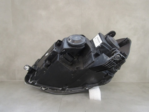 LAMPA PRZÓD VW CADDY 2K8 IV ZWYKŁA 20- RH PRAWA 2K8941006