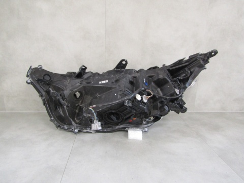 LAMPA PRZÓD TOYOTA RAV4 IV 5 V LED 19-21 RH PRAWA