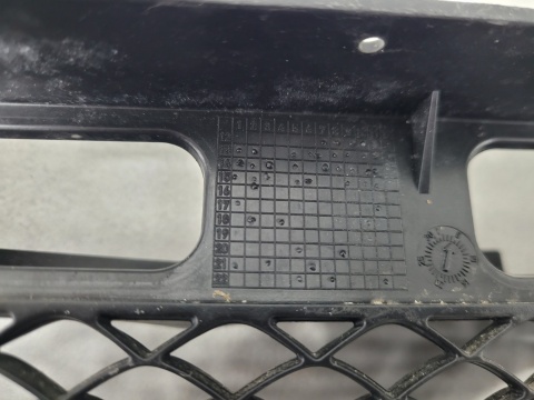 Grill atrapa chłodnicy zderzaka przód Mercedes E Klasa W212 212 63 6.3 AMG Lift 13-