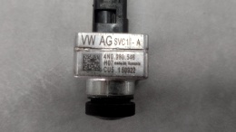 Kamera przód przednia uchwyt Audi Q8 RSQ8 4M8 4M8853231B 18-