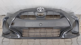 Zderzak przód przedni Toyota Yaris 4 IV 20-