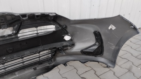 Zderzak przód przedni Toyota Yaris 4 IV 20-