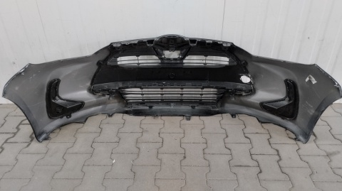 Zderzak przód przedni Toyota Yaris 4 IV 20-