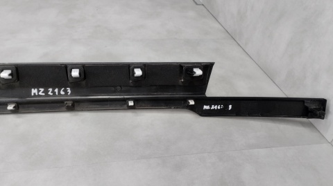 LISTWA KLAPY BAGAŻNIKA RANGE ROVER EVOQUE L551 K8D2-402A30-A