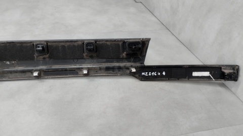 LISTWA KLAPY BAGAŻNIKA RANGE ROVER EVOQUE L551 K8D2-402A30-A
