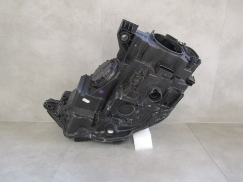 Lampa przód Audi A3 8V E-TRON LIFT KSENON NIESKRĘTNY 16-20 RH 8V0941006H