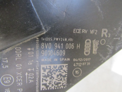 Lampa przód Audi A3 8V E-TRON LIFT KSENON NIESKRĘTNY 16-20 RH 8V0941006H