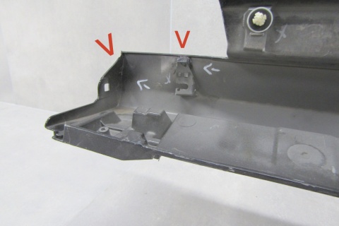 Listwa progowa prawa Toyota Yaris 4 IV 20- Mazda 2 22- Hybrid