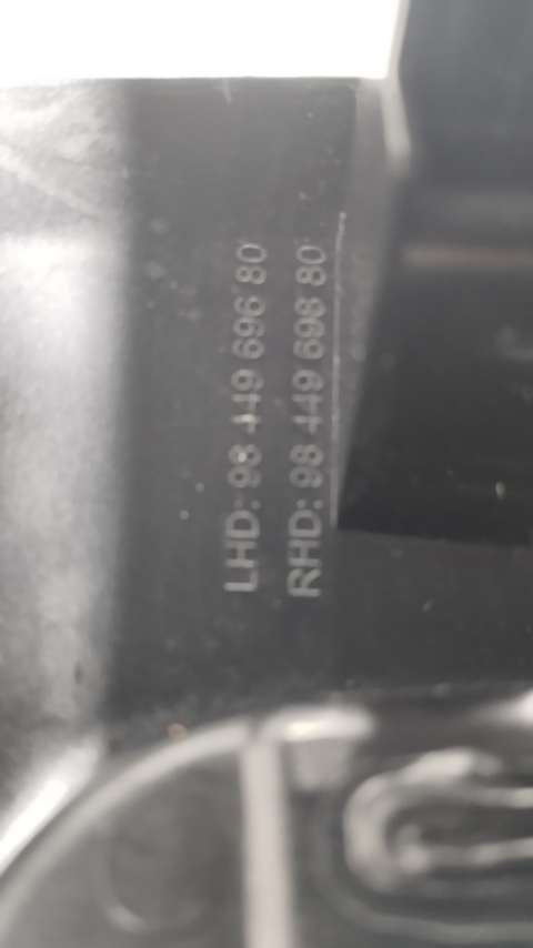 Ramka listwa ozdobna dekor tunelu środkowego automat Peugeot 208 II 9829400680 + 2 przyciski