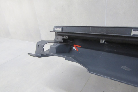 Listwa progowa prawa Volovo XC60 XC-60 LIFT 13-17 stopień
