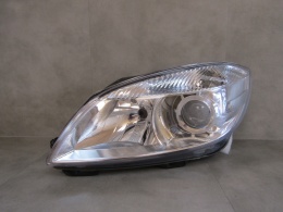 LAMPA PRZÓD SKODA FABIA 2 II LIFT ZWYKŁA SOCZEWKA 10-14 LH