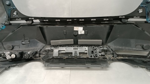 Zderzak tył tylny Peugeot 3008 III 3 23- / + 1x lampa