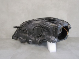 LAMPA PRZÓD MERCEDES ML W164 164 KSENON SKRĘTNY 05-08 PRAWY RH