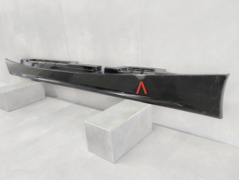 Listwa progowa lewa BMW 1 E87 osłona progu 04-07 5d