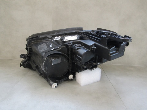 Lampa przód Mercedes E Klasa W213 213 LED LIFT 20- RH PRAWA A2139067609