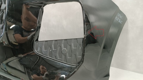 Zderzak przód przedni Audi Q3 83H 25-