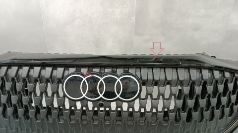 Zderzak przód przedni Audi Q3 83H 25-