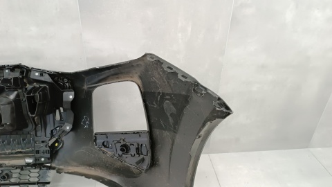 Zderzak przód przedni Audi Q3 83H 25-