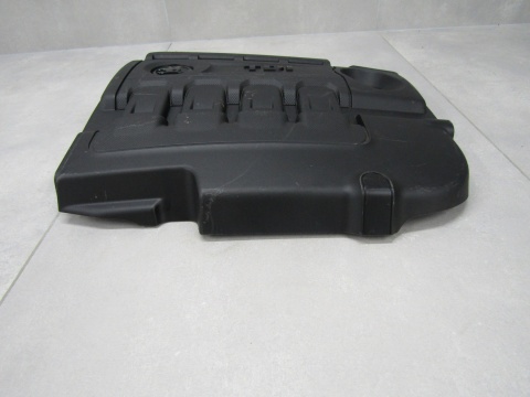 Pokrywa osłona silnika SKODA OCTAVIA III - 04L103925C