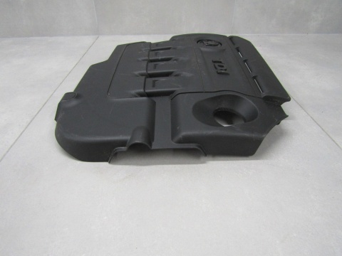 Pokrywa osłona silnika SKODA OCTAVIA III - 04L103925C