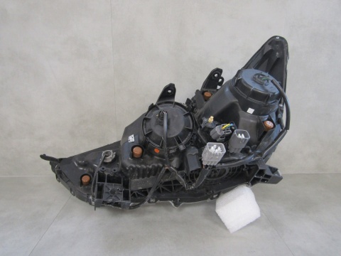 LAMPA PRZÓD MITSUBISHI ASX LIFT ZWYKŁA 12-19 RH PRAWA