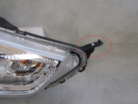 LAMPA PRZÓD MITSUBISHI ASX LIFT ZWYKŁA 12-19 RH PRAWA