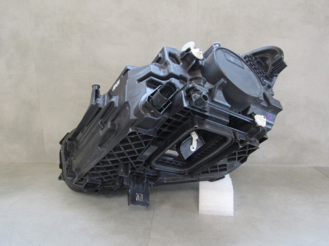 Lampa przód Mercedes B Klasa W247 LIFT LED PERFORMANCE 22- RH
