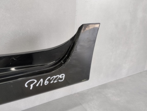 Listwa progowa lewa Lexus CT200H ct 200 h próg 10-22