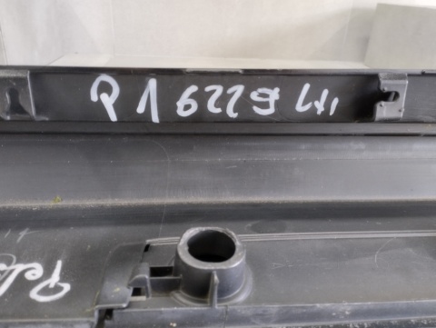 Listwa progowa lewa Lexus CT200H ct 200 h próg 10-22