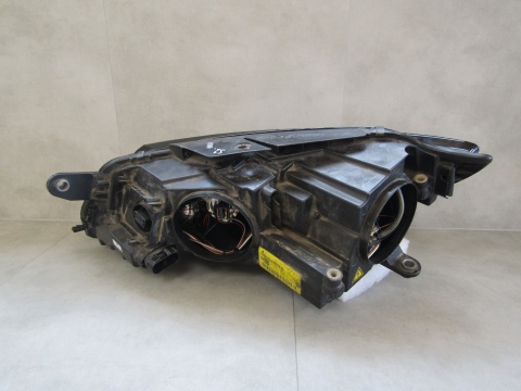 Lampa przód Volkswagen Passat CC LIFT KSENON SKRĘTNY 12-16 RH 3C8941752F