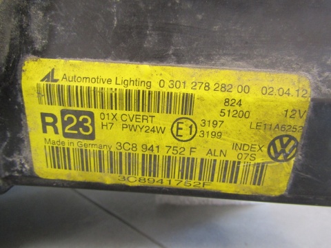 Lampa przód Volkswagen Passat CC LIFT KSENON SKRĘTNY 12-16 RH 3C8941752F