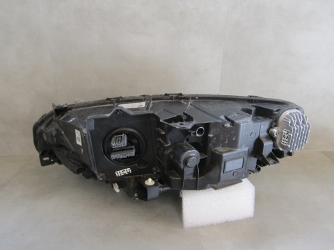 LAMPA PRZÓD VOLVO V90 S90 LED MID 16- RH PRAWA 32337683