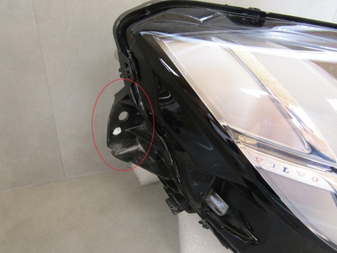 LAMPA PRZÓD VOLVO V90 S90 LED MID 16- RH PRAWA 32337683
